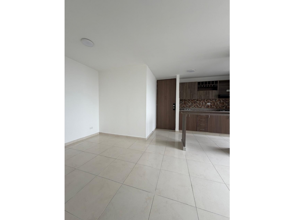 Se arrienda apartamento en bello — foto 2