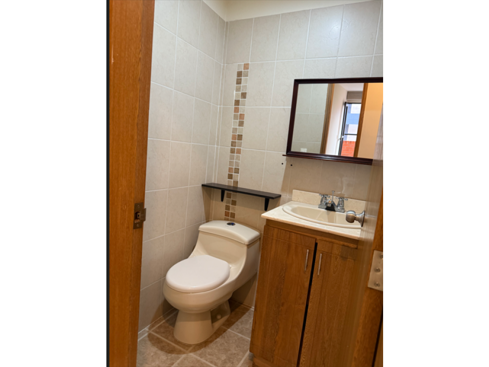 SE VENDE APARTAMENTO CERCA DEL PRIMER PARQUE DE LAURELES