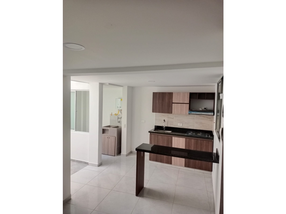 SE ARRIENDA APARTAMENTO EN BOSTON MEDELLIN - 1
