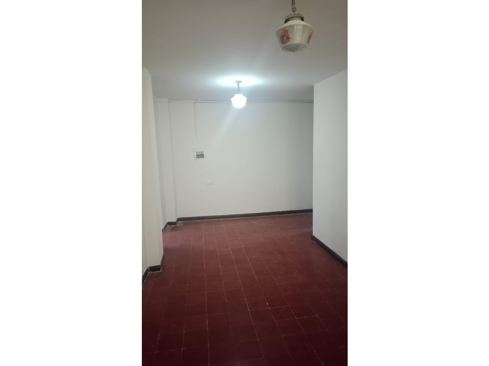 SE VENDE APARTAMENTO EN PRADO CENTRO CON LA ORIENTAL — foto 4
