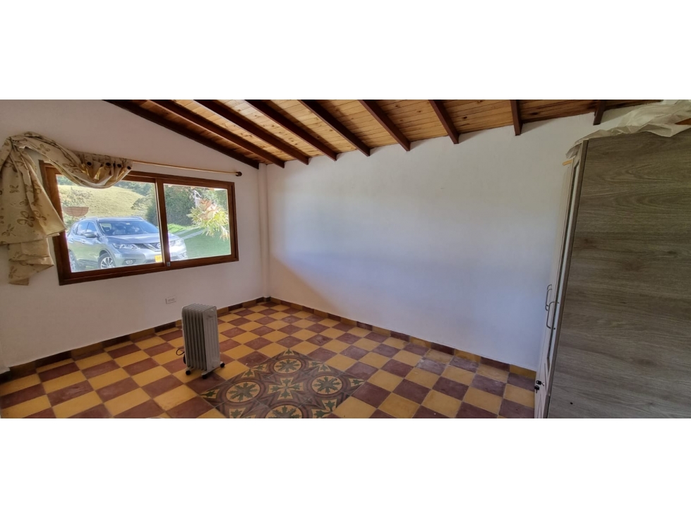 SE VENDE CASA LOTE EN SANTA ELENA ANTIOQUIA - 5