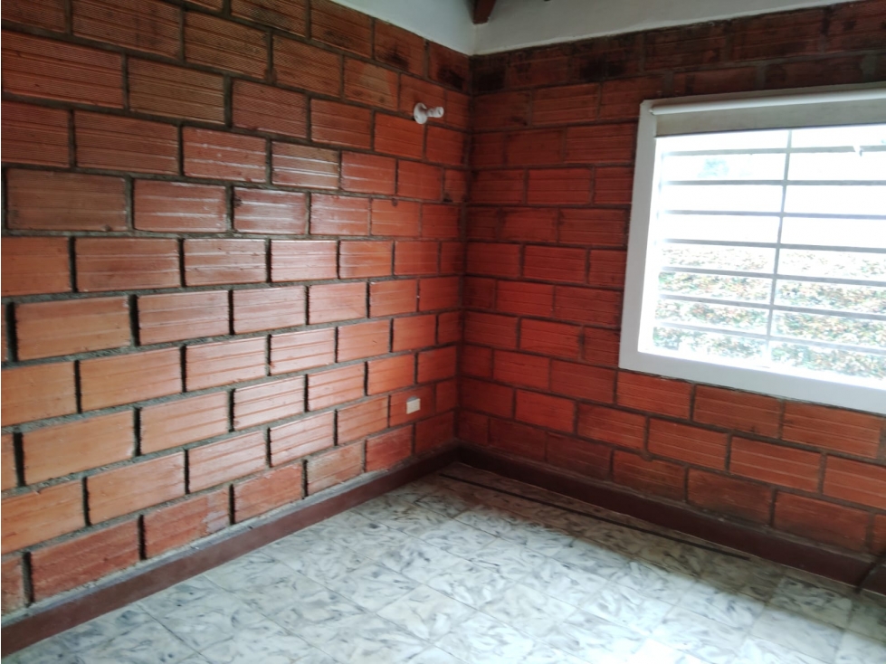 SE ARRIENDA CASA EN ENVIGADO SECTOR ESCOBERO — foto 5
