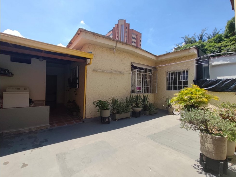 SE ARRIENDA CASA PARA OFICINA POR EL SEGUNDO PARQUE DE LAURELES — foto 4