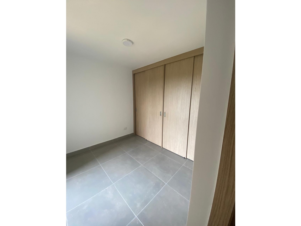 SE ARRIENDA APARTAMENTO EN RIONEGRO ANTIOQUIA — foto 2