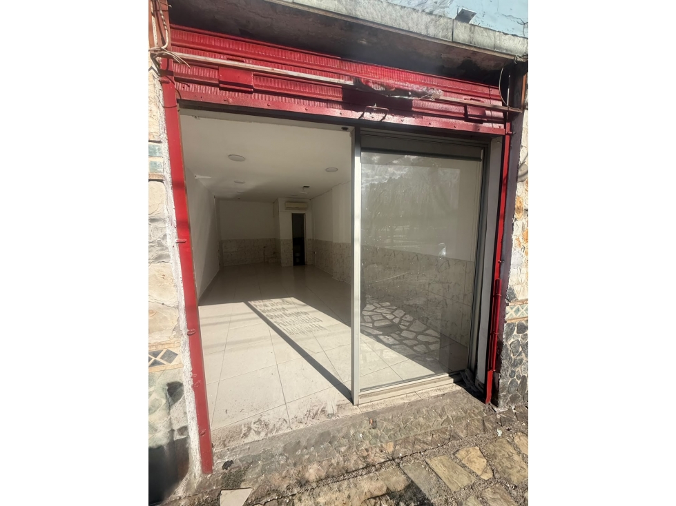 SE ARRIENDA LOCAL COMERCIAL SECTOR JUMBO LA 65 - 1
