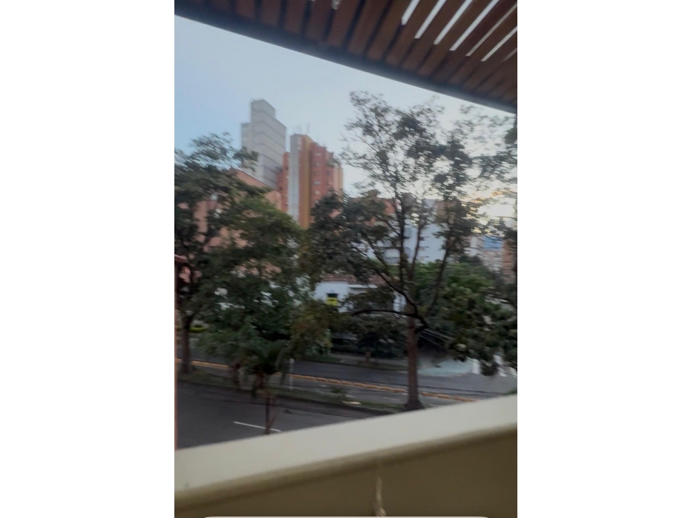 SE VENDE APARTAMENTO LAURELES SANTA TERESITA
