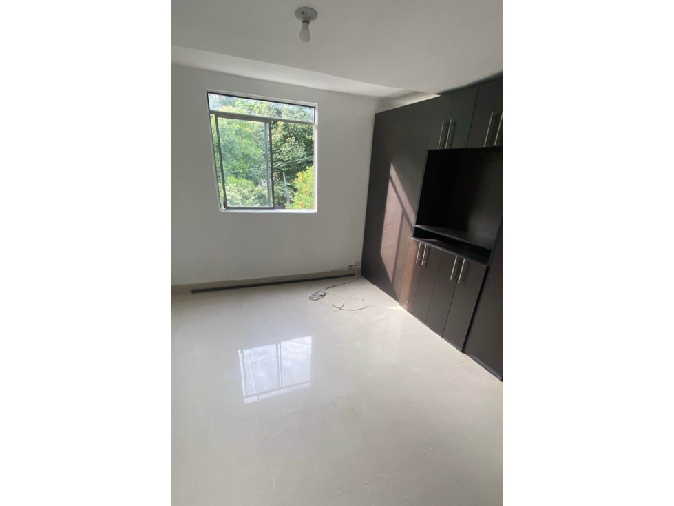 SE VENDE APARTAESTUDIO EN CALAZANS — foto 4