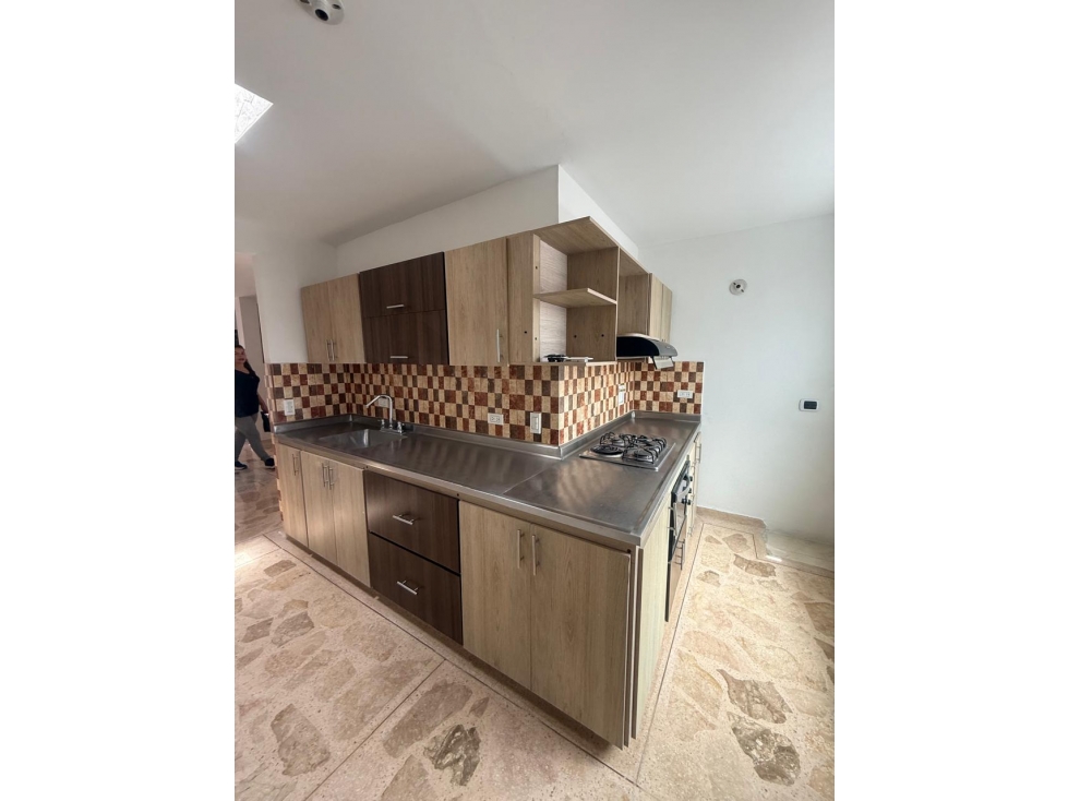 ARRIENDO AMPLIA CASA PARA OFICINAS EN BELÉN FÁTIMA — foto 4