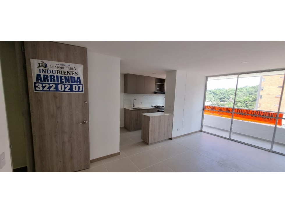 SE VENDE APARTAMENTO EN LOS COLORES MEDELLIN