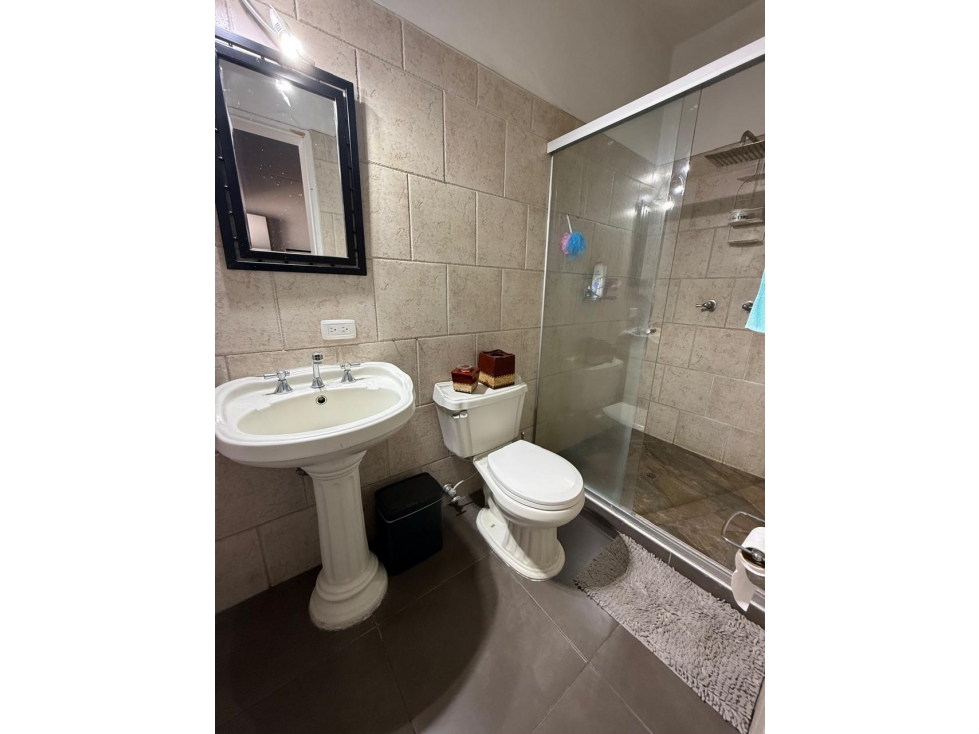 SE VENDE CASA LOTE EN LAURELES — foto 5