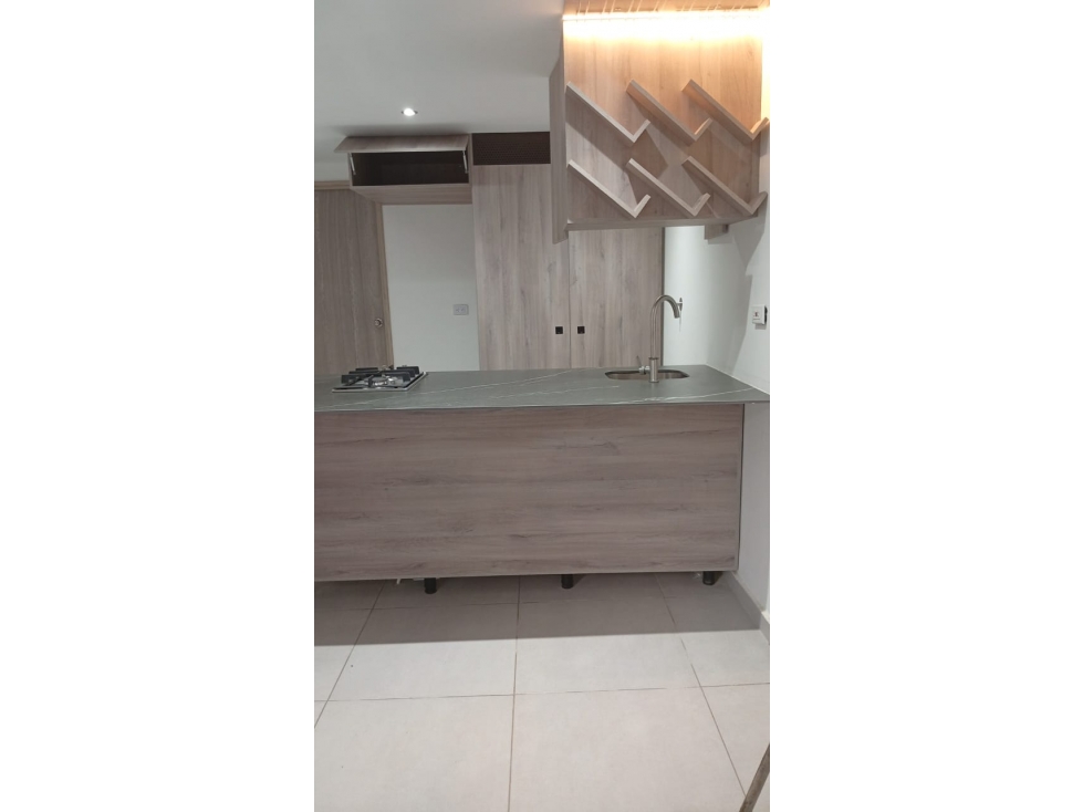 SE ARRIENDA APARTAESTUDIO BELEN LAS PLAYAS