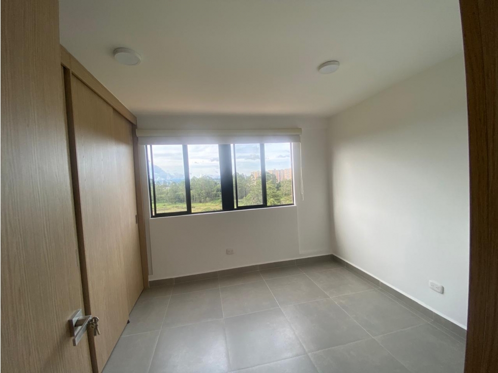 SE ARRIENDA APARTAMENTO EN RIONEGRO ANTIOQUIA — foto 5