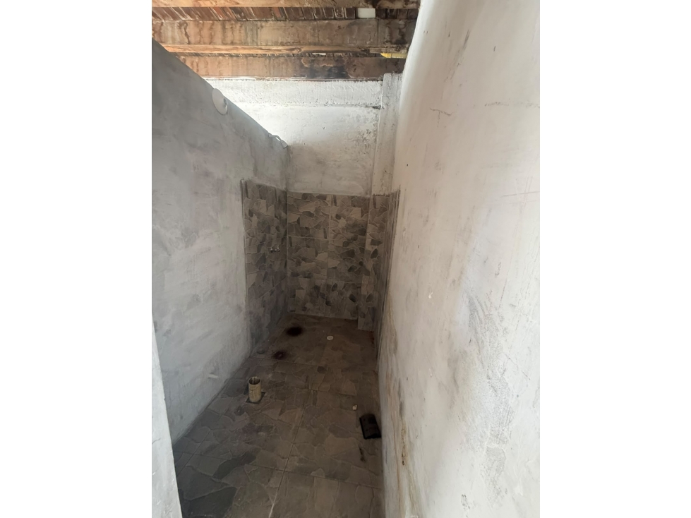 SE ARRIENDA BODEGA EN SECTOR NARANJAL MEDELLIN - 5