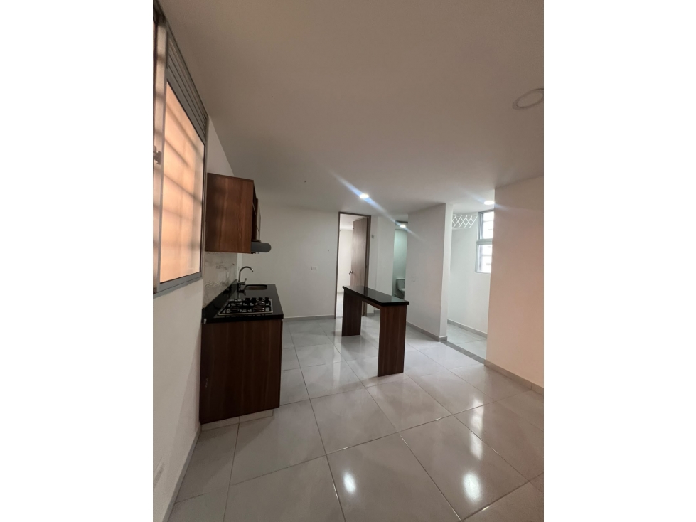 SE ARRIENDA APARTAMENTO EN BOSTON MEDELLIN — foto 4