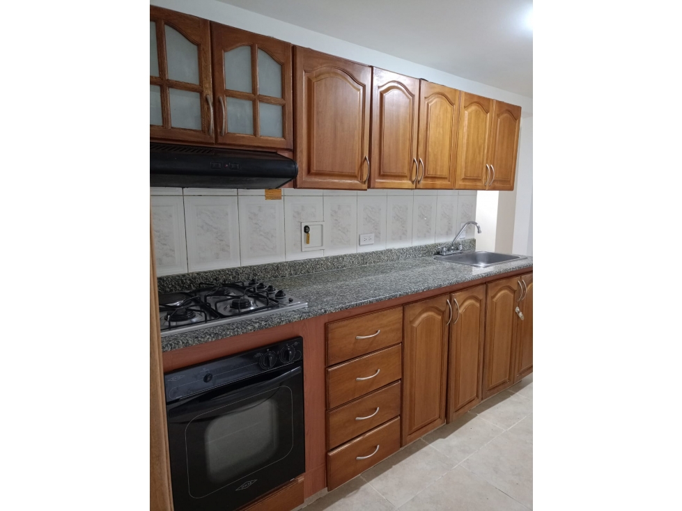 SE VENDE APARTAMENTO EN LAURELES MEDELLIN — foto 6