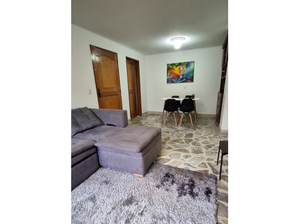 SE ARRIENDA APARTAMENTO EN LAURELES MEDELLIN — foto 2