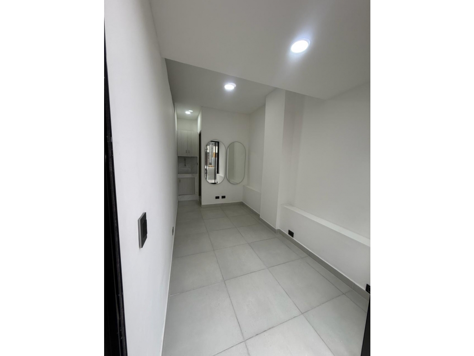 SE ARRIENDA LOCAL EN SIMON BOLIVAR LAURELES — foto 6