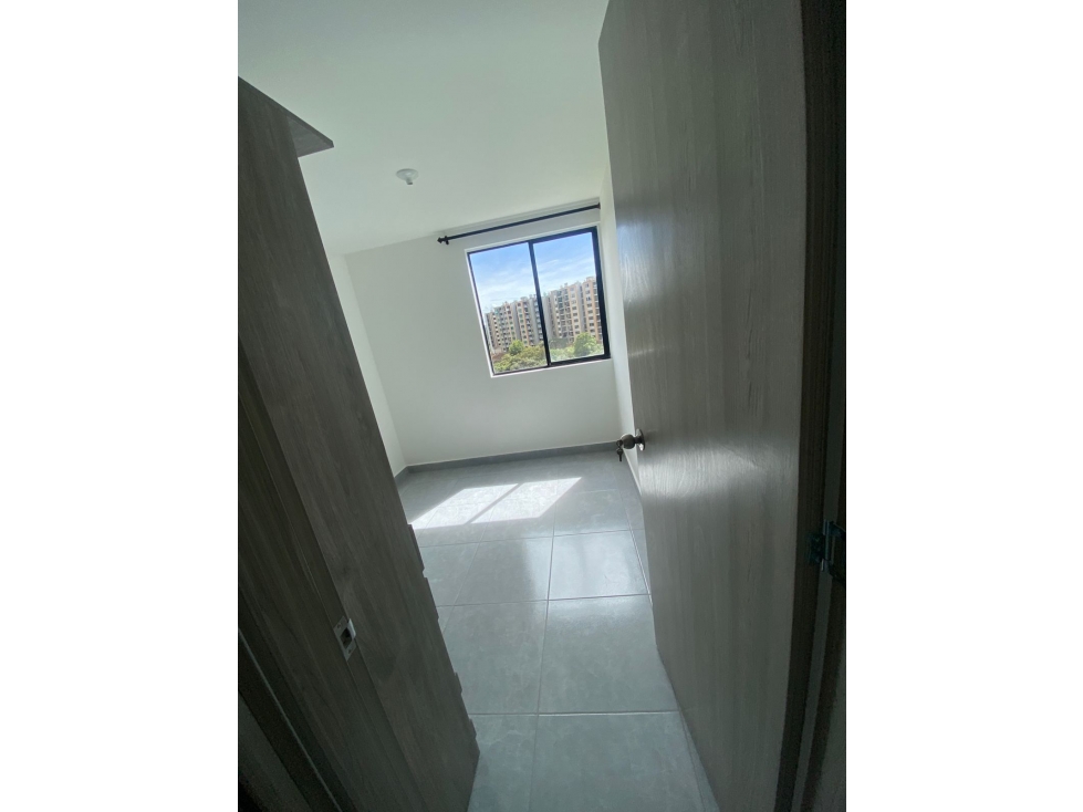 SE ARRIENDA APARTAMENTO EN RIONEGRO EN URBANIZACION BOSQUE CEIBAL — foto 4