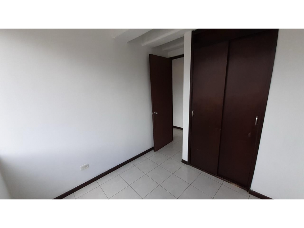 SE VENDE APARTAMENTO-LAURELES LORENA MEDELLIN — foto 4