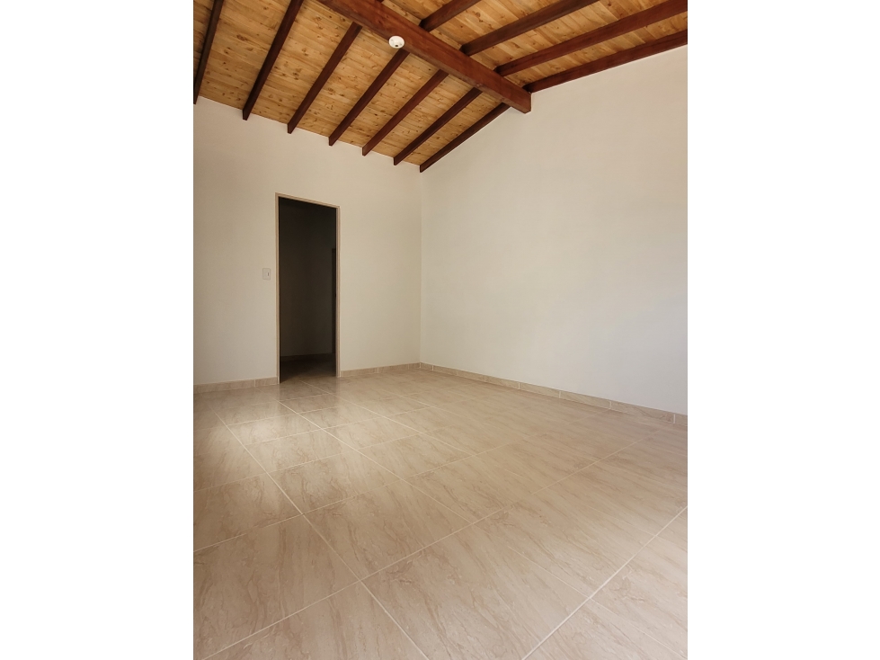 EDIFICIO DE 3 PISOS EN VENTA ALMERÍA - 2