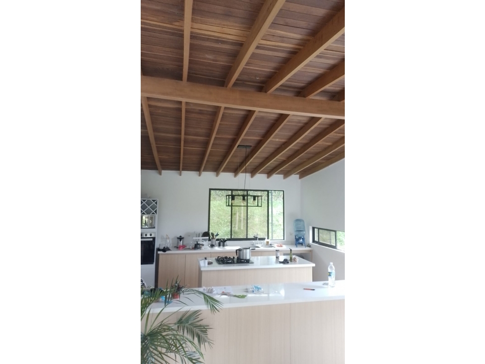 VENDE CASA CAMPESTRE KM 46 VIA MEDELLIN - 2
