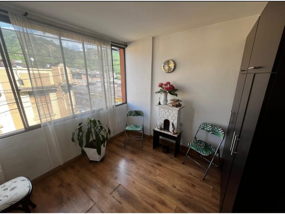 VENTA APARTAMENTO CHINCHINÁ - 6