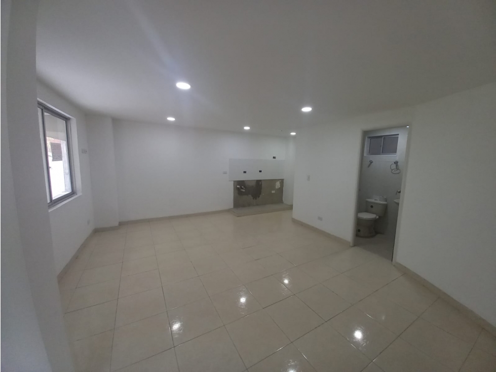 VENTA LOCAL SECTOR ALCAZARES — foto 2