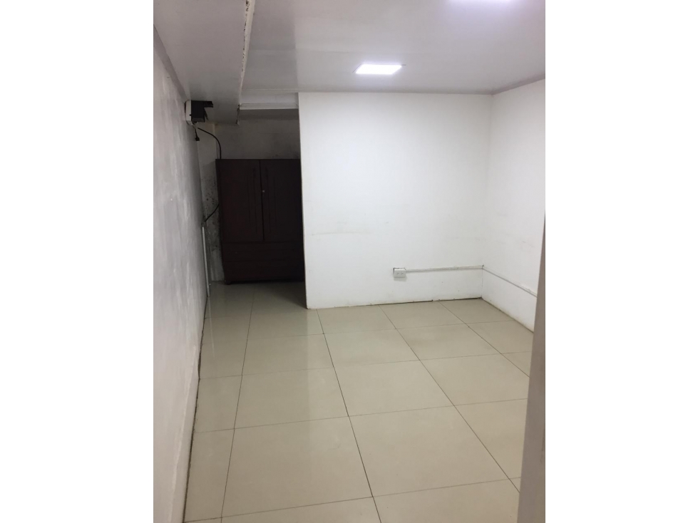 ARRIENDA BODEGA VIA PANAMERICANA - 5