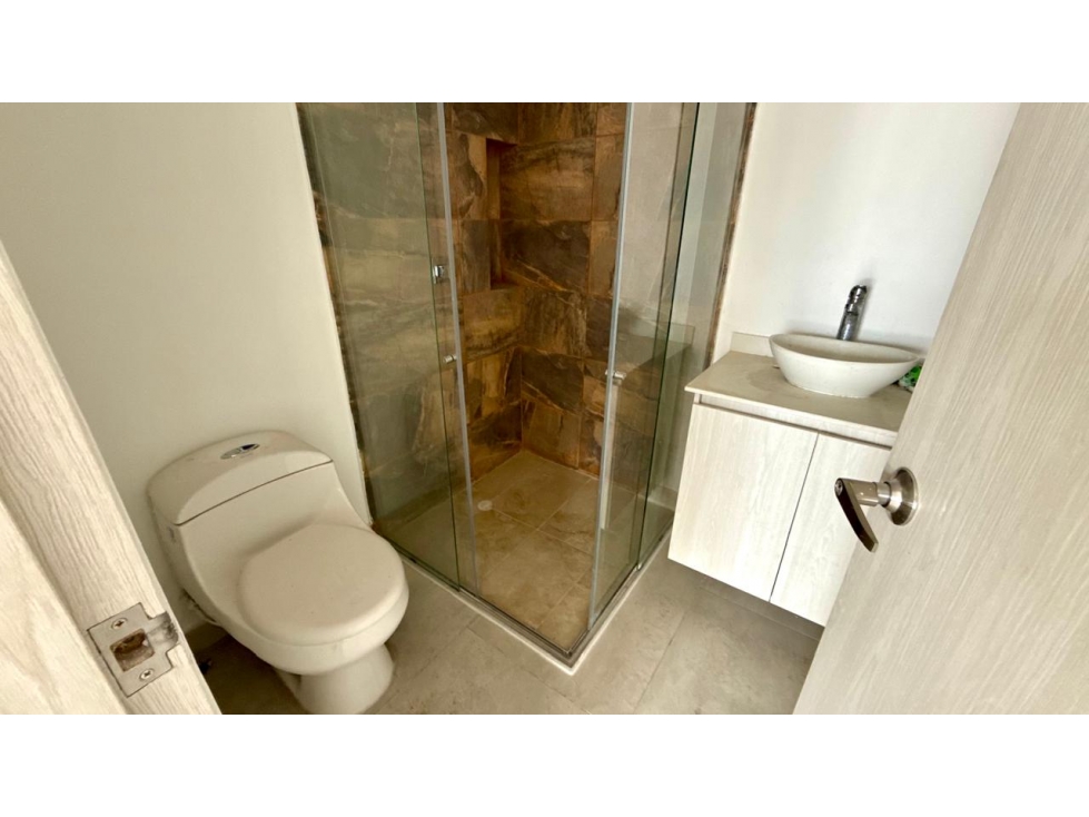 VENTA APARTAMENTO EN CHIPRE — foto 4