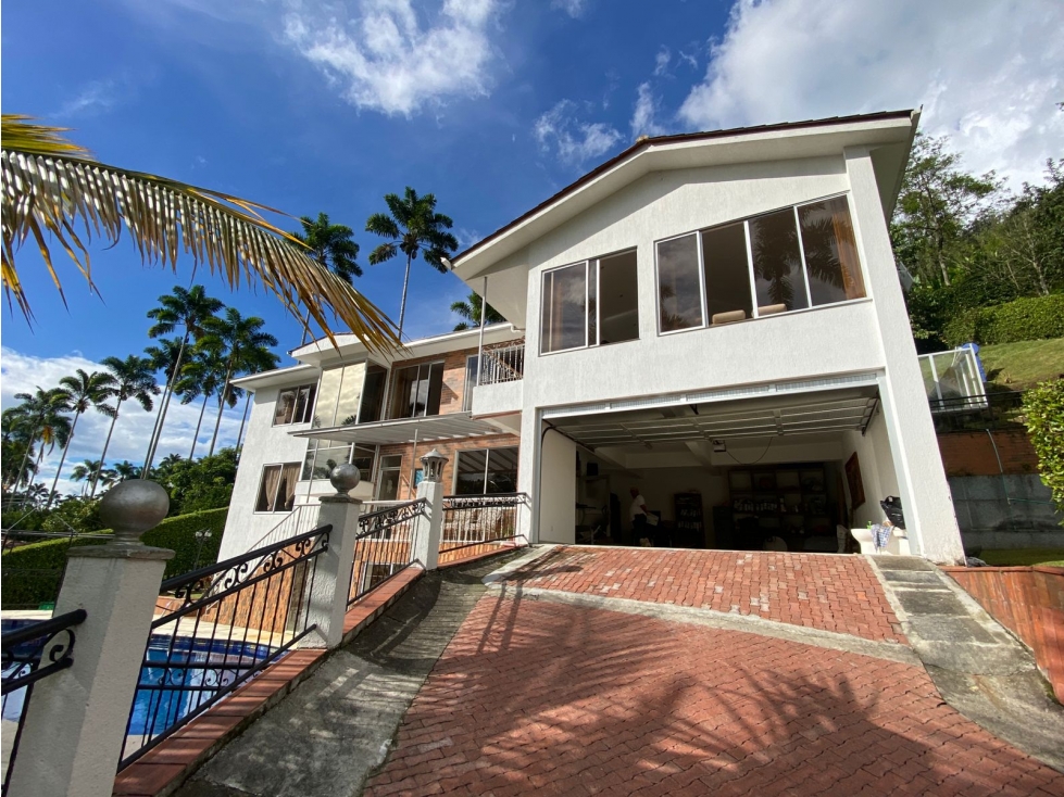 VENTA DE CASA CAMPESTRE - SECTOR SAN BERNARDO DEL VIENTO