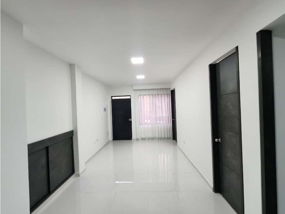 ARRIENDA APARTAMENTO EN CAMPOAMOR - 2