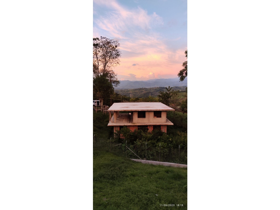 VENTA CASA CAMPESTRE SANTAGUEDA