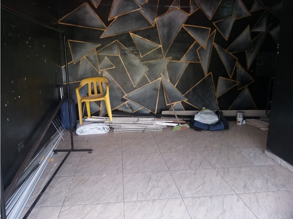 ARRIENDA LOCAL COMERCIAL PALO NEGRO