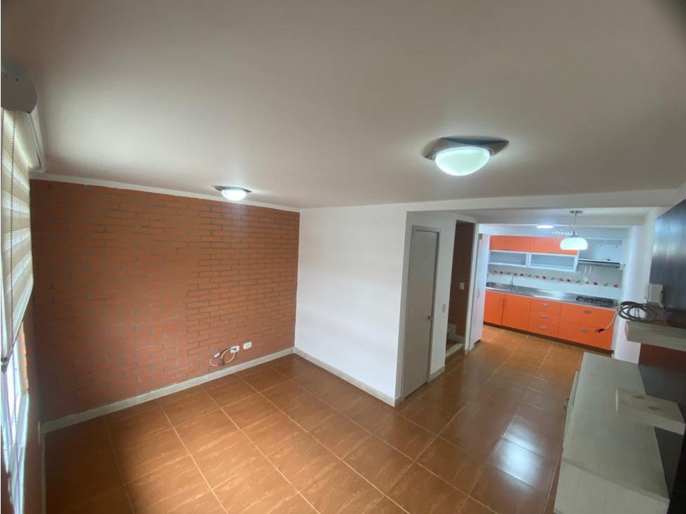 VENTA CASA EN ALTOS DE CAPRI