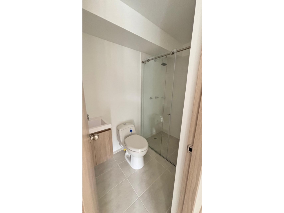 VENTA APARTAMENTO BAJA SUIZA SECTOR LAURELES — foto 3
