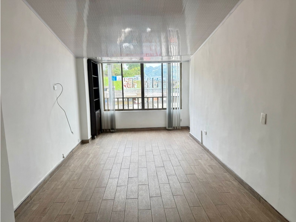 VENDE APARTAMENTO VILLA CARMENZA