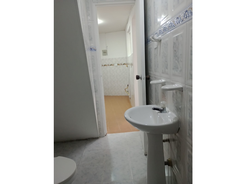 VENTA CASA CON RENTA CERVANTES — foto 5