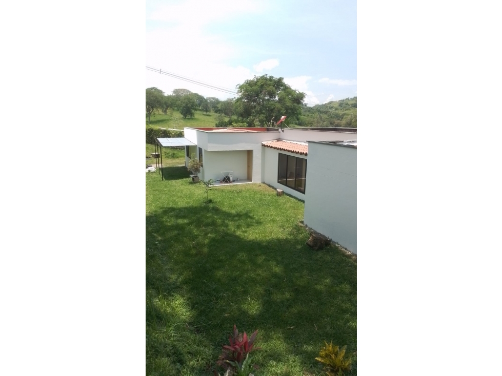 VENDE CASA CAMPESTRE KM 46 VIA MEDELLIN - 3