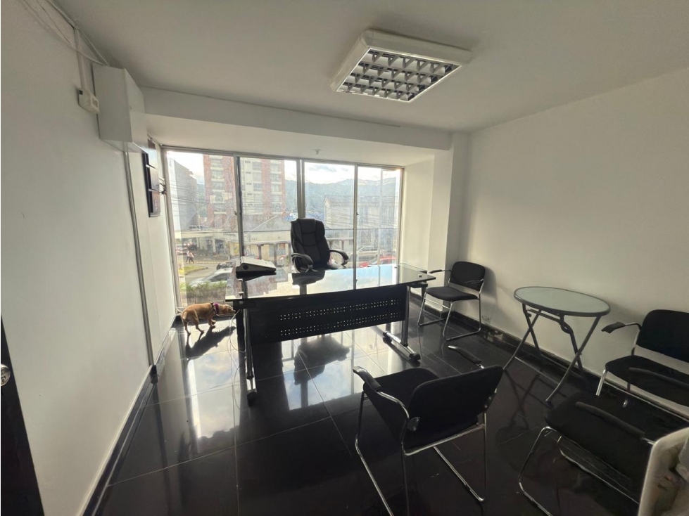 ARRIENDA LOCAL DUPLEX COMERCIAL EN EL CABLE — foto 4