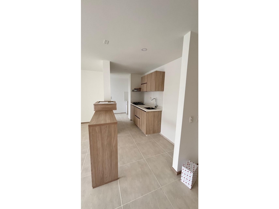 VENTA APARTAMENTO BAJA SUIZA SECTOR LAURELES — foto 2