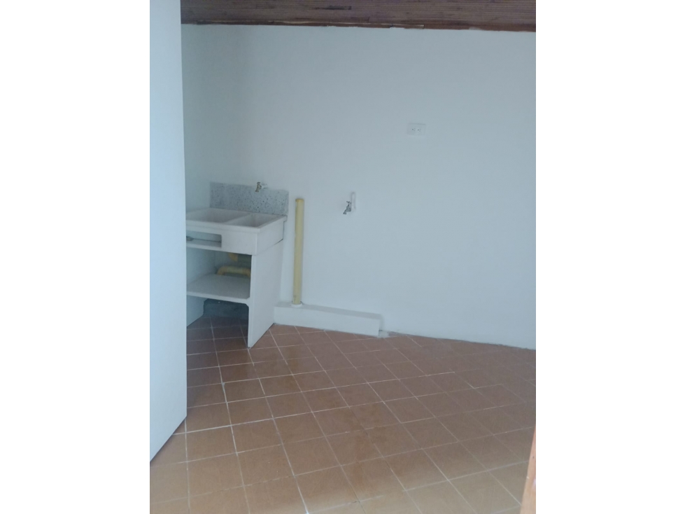 VENTA CASA CON RENTA CERVANTES — foto 4