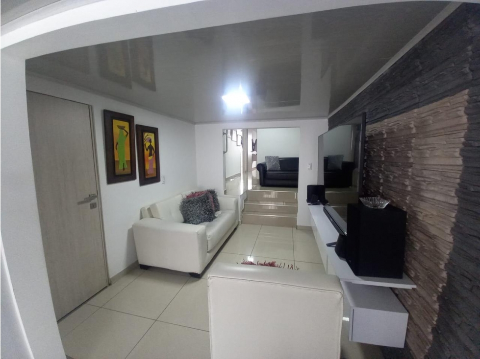 VENTA CASA CON RENTA EN CERVANTES - 5