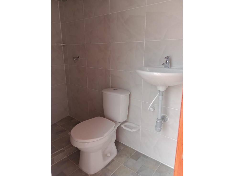 VENTA CASA CON RENTA CERVANTES — foto 6