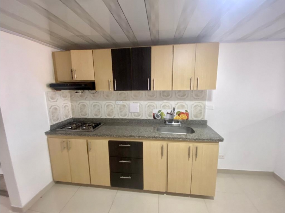 VENDE APARTAMENTO EN CHIPRE — foto 2