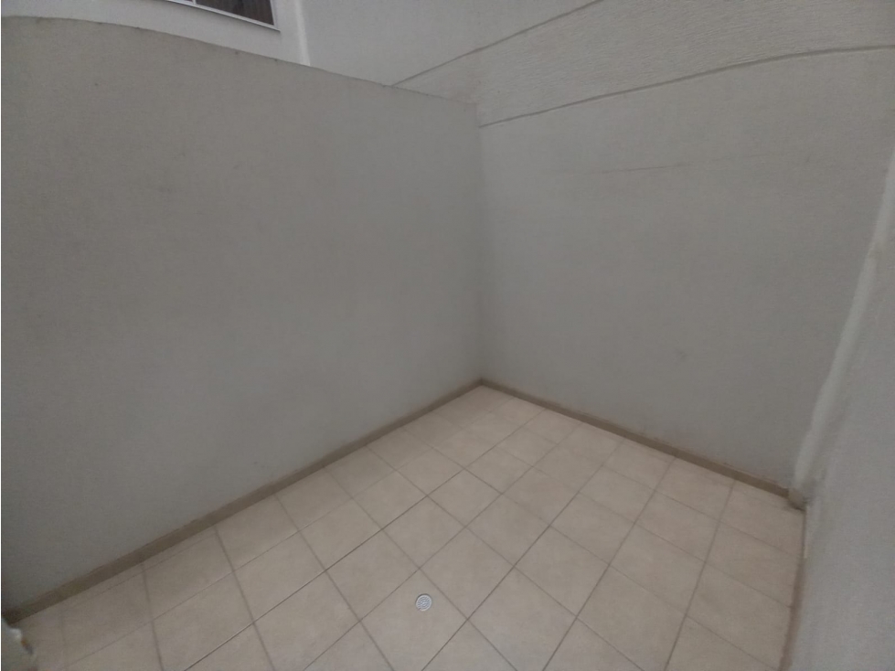 VENTA LOCAL SECTOR ALCAZARES — foto 4