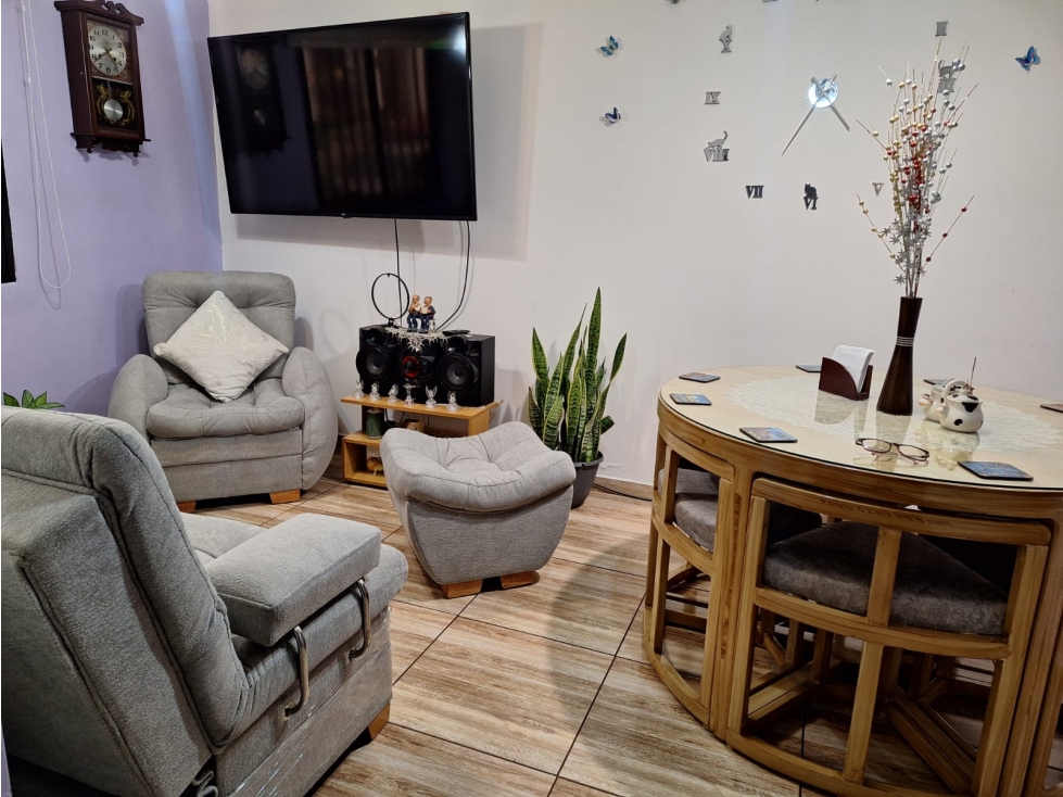 VENTA CASA CON RENTA EN ALTOS DE GRANADA