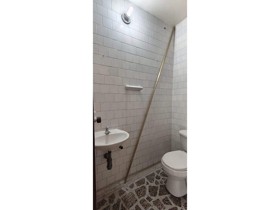 ARRIENDA APARTAESTUDIO EN CAMPOHERMOSO — foto 4