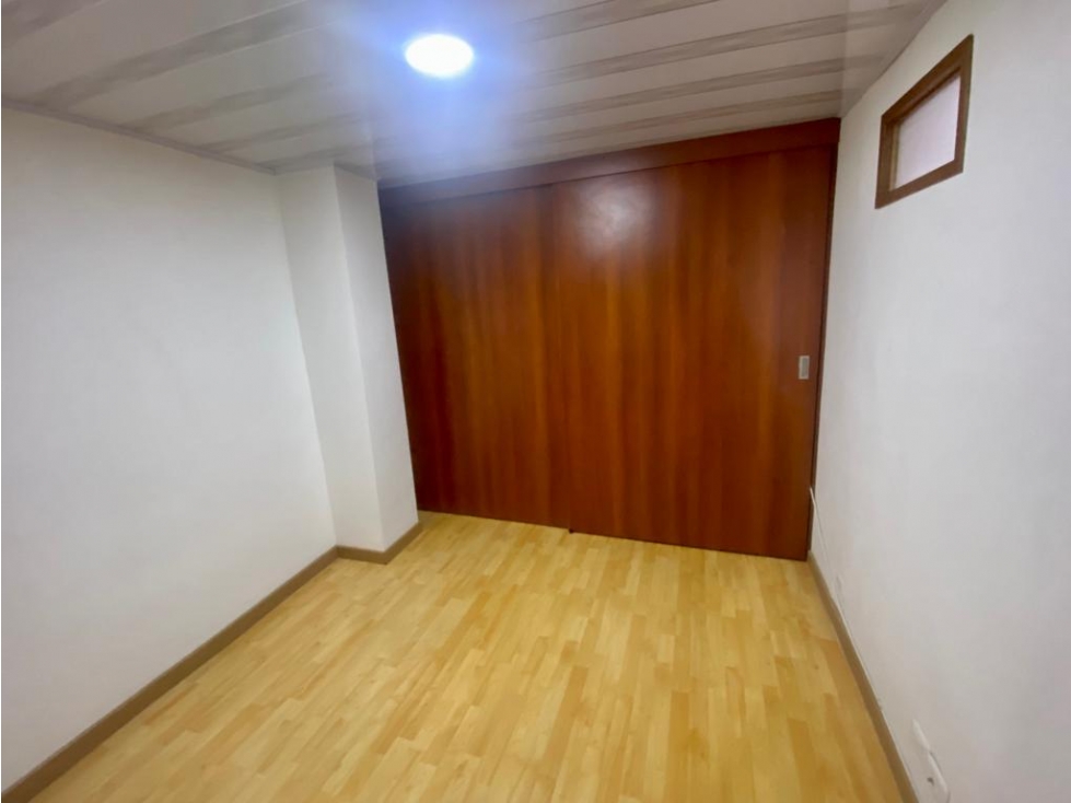 VENDE APARTAMENTO EN CHIPRE — foto 5