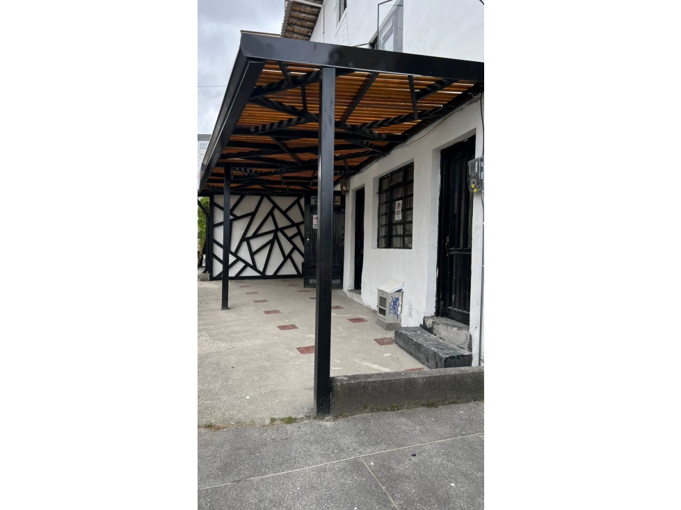 ARRIENDA LOCAL COMERCIAL EN ALTA SUIZA — foto 6