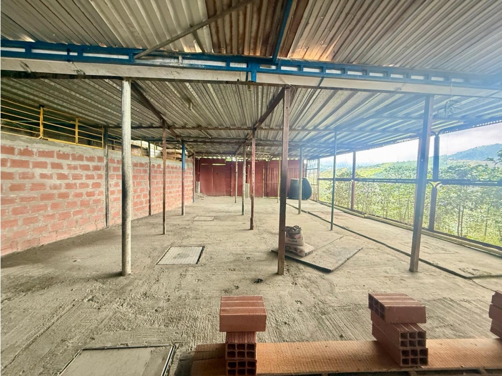 ARRIENDA BODEGA EN BAJO TABLAZO - 1